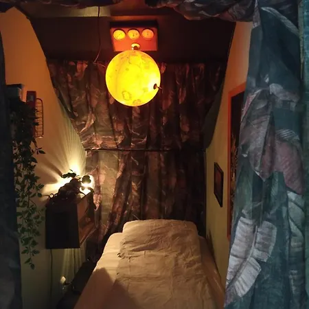 Eventyrlaven Kjent Fra Tv Serien Herlig Hjem Apartment *